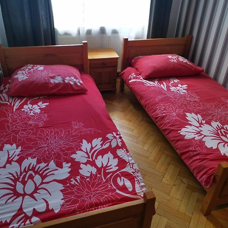 Hostel 4You บีเอสโก-เบียวา ภายนอก รูปภาพ
