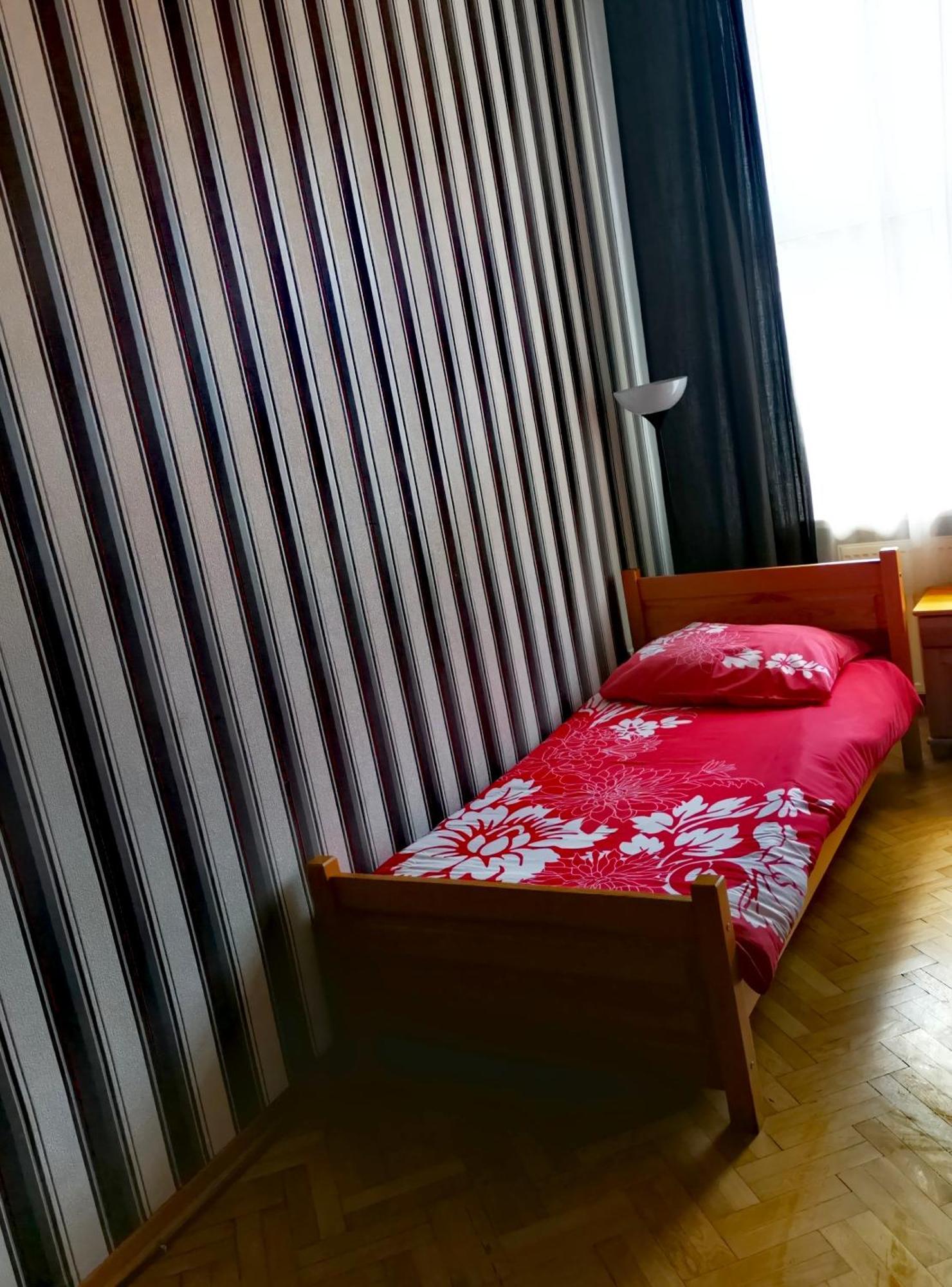 Hostel 4You บีเอสโก-เบียวา ภายนอก รูปภาพ