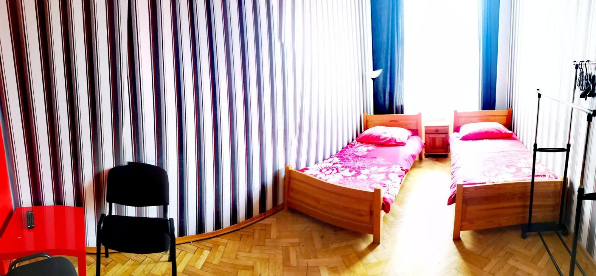 Hostel 4You บีเอสโก-เบียวา ภายนอก รูปภาพ