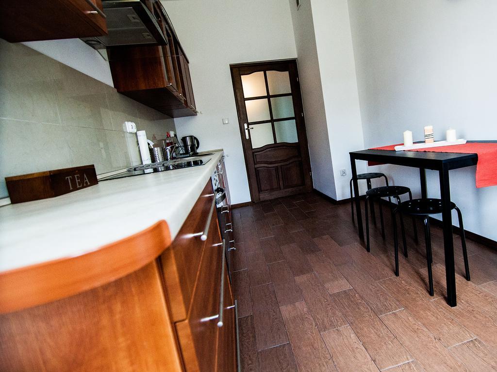 Hostel 4You บีเอสโก-เบียวา ภายนอก รูปภาพ